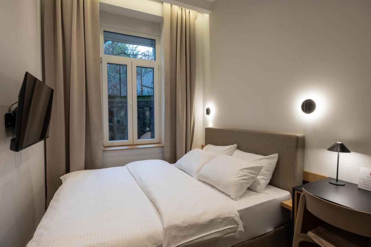Hop Inn Rooms & Suites Bělehrad Exteriér fotografie
